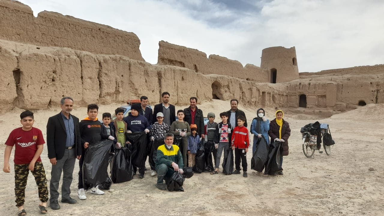 روز پاکسازی محیط های باستانی وتاریخی